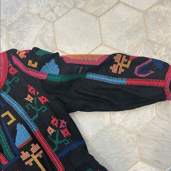 Farm Rio Embroidered Maxi Dress - Picture 4 of 7